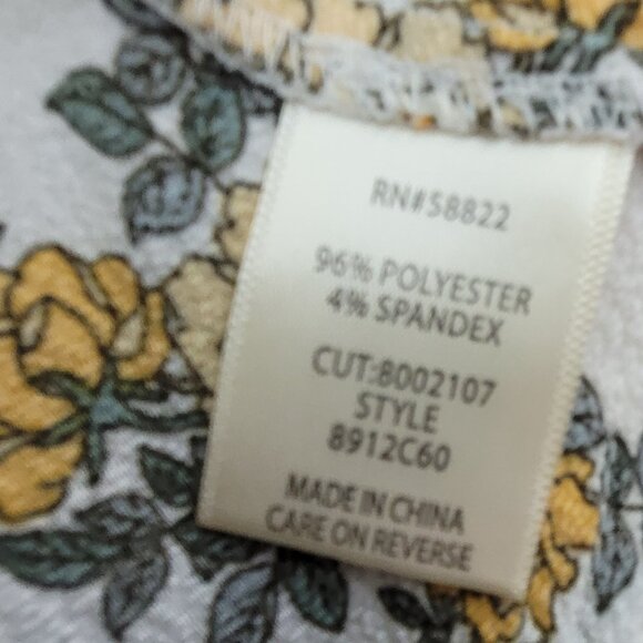 NEW MAX STUDIO Dress Womens M Floral Crepe Wrap Midi Dress Flutter Sleeve NWT - Picture 14 of 16